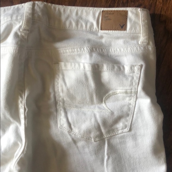 American Eagle White Jeans - Picture 3 of 4